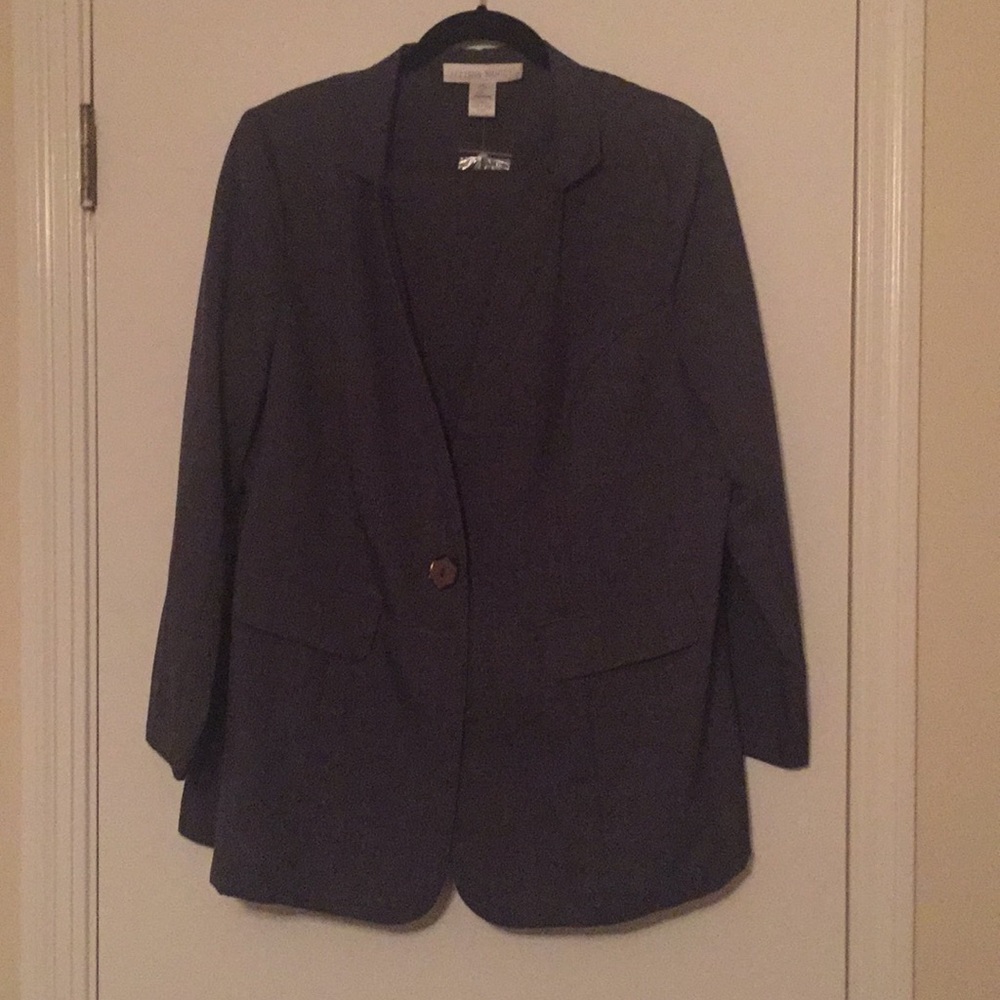 Woman’s 2 Piece Suit